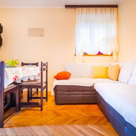 Apartment Manzoni Малинска Экстерьер фото