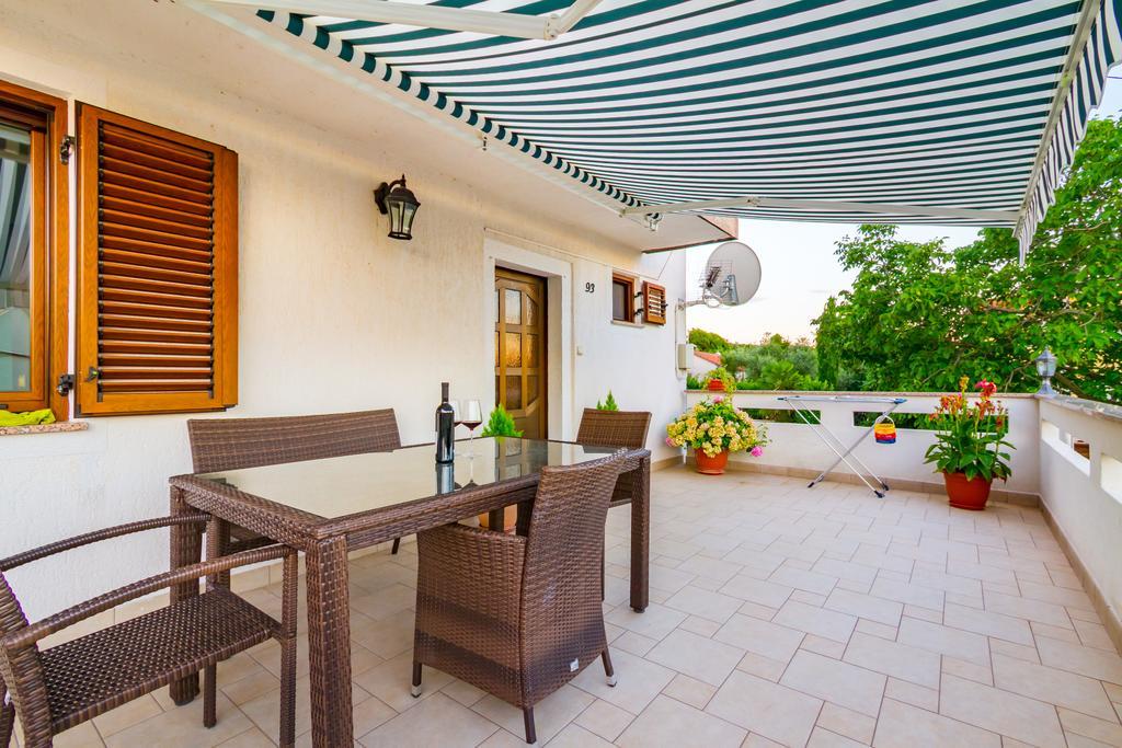 Apartment Manzoni Малинска Экстерьер фото