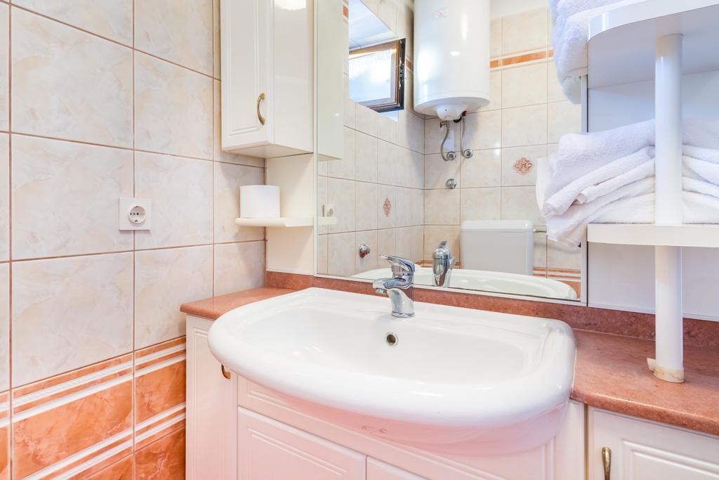 Apartment Manzoni Малинска Экстерьер фото